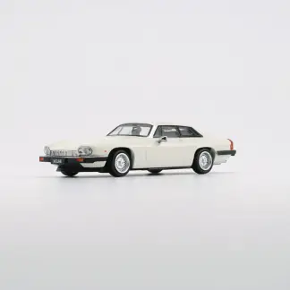 BM Creations 1/64 - Jaguar 1984 XJS -Glacier White (LHD)