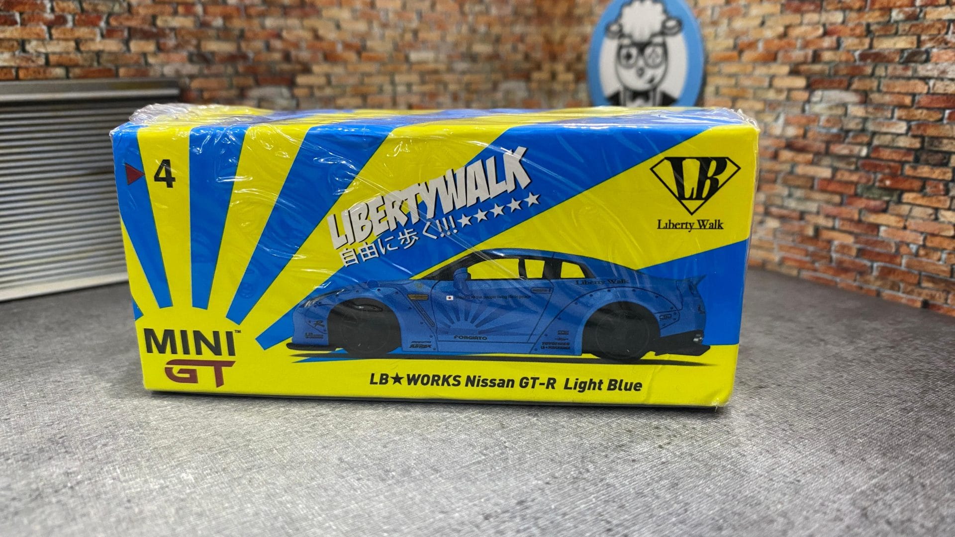 MINI GT - LB☆WORKS Nissan GT-R (R35) Light Blue MGT00004 - Kuzucu