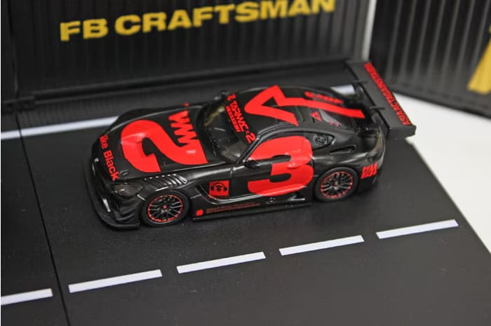 Tarmac Works - Mercedes-Benz AMG GT3 #3 4'lü Araç Seti, Pit Lane Diorama 1:64 - Görsel 4