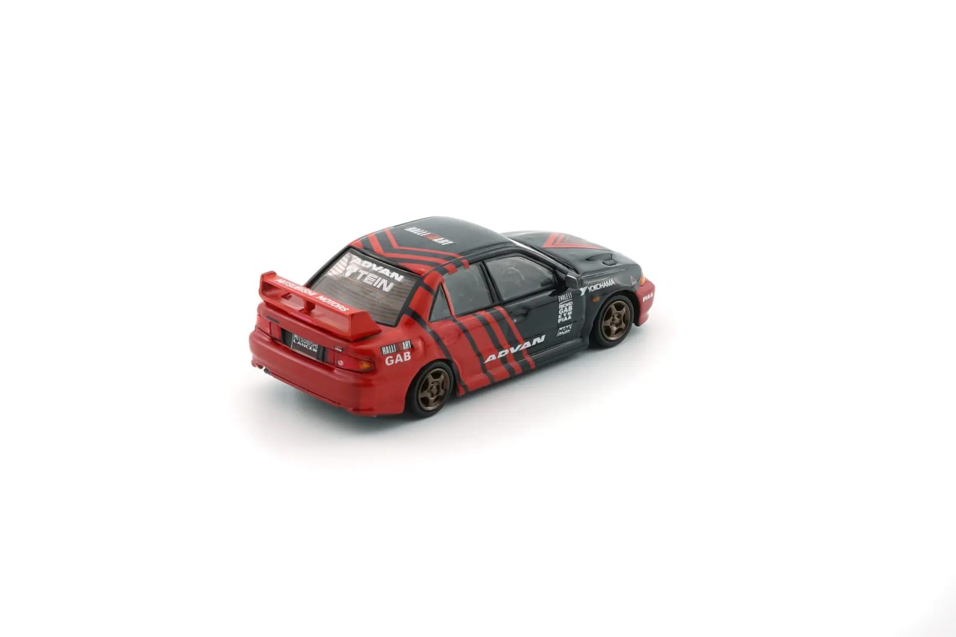 BM Creations - Mitsubishi Lancer EVO III ADVAN - 1/64 - 64B0412 - Görsel 3