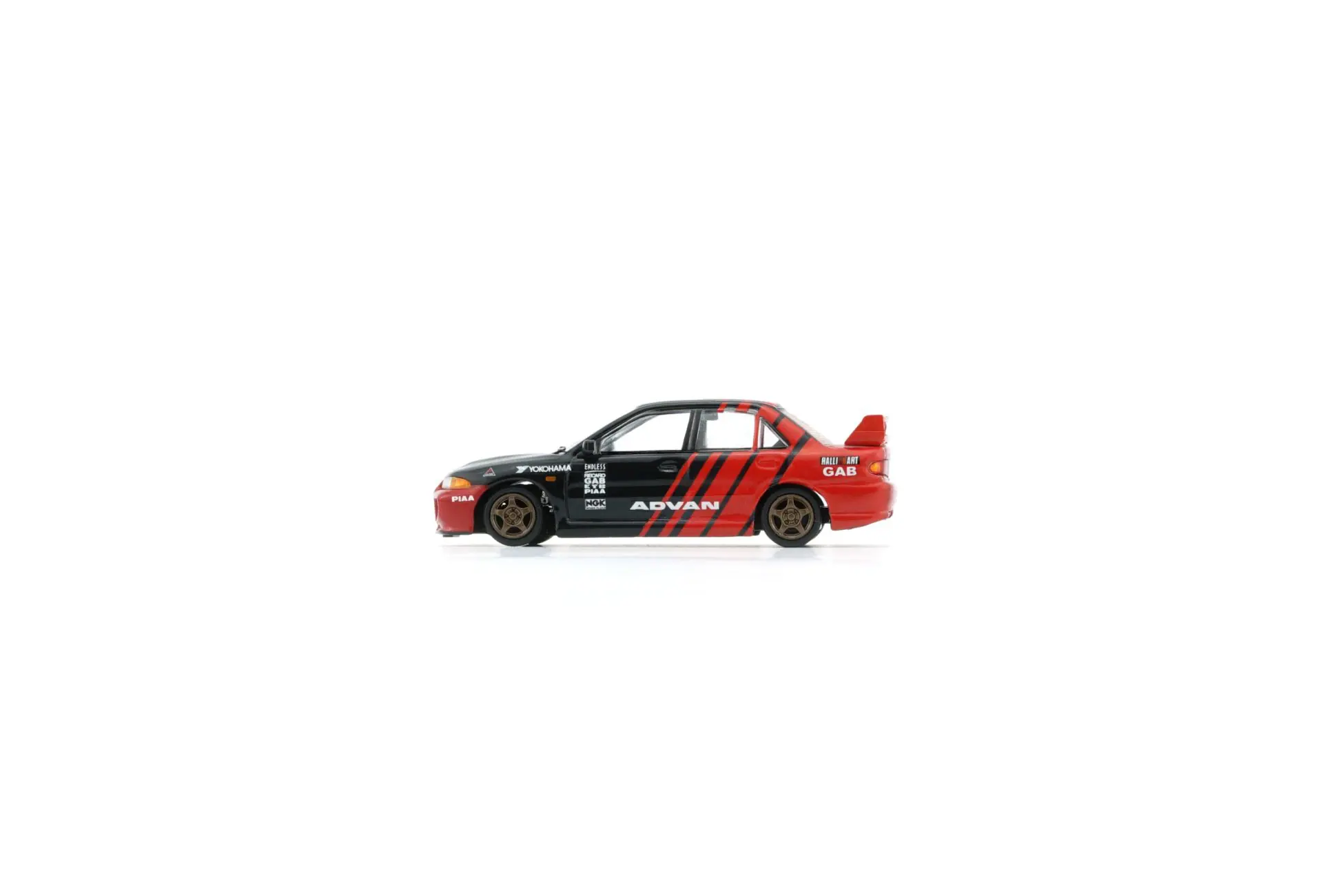 BM Creations - Mitsubishi Lancer EVO III ADVAN - 1/64 - 64B0412 - Görsel 5