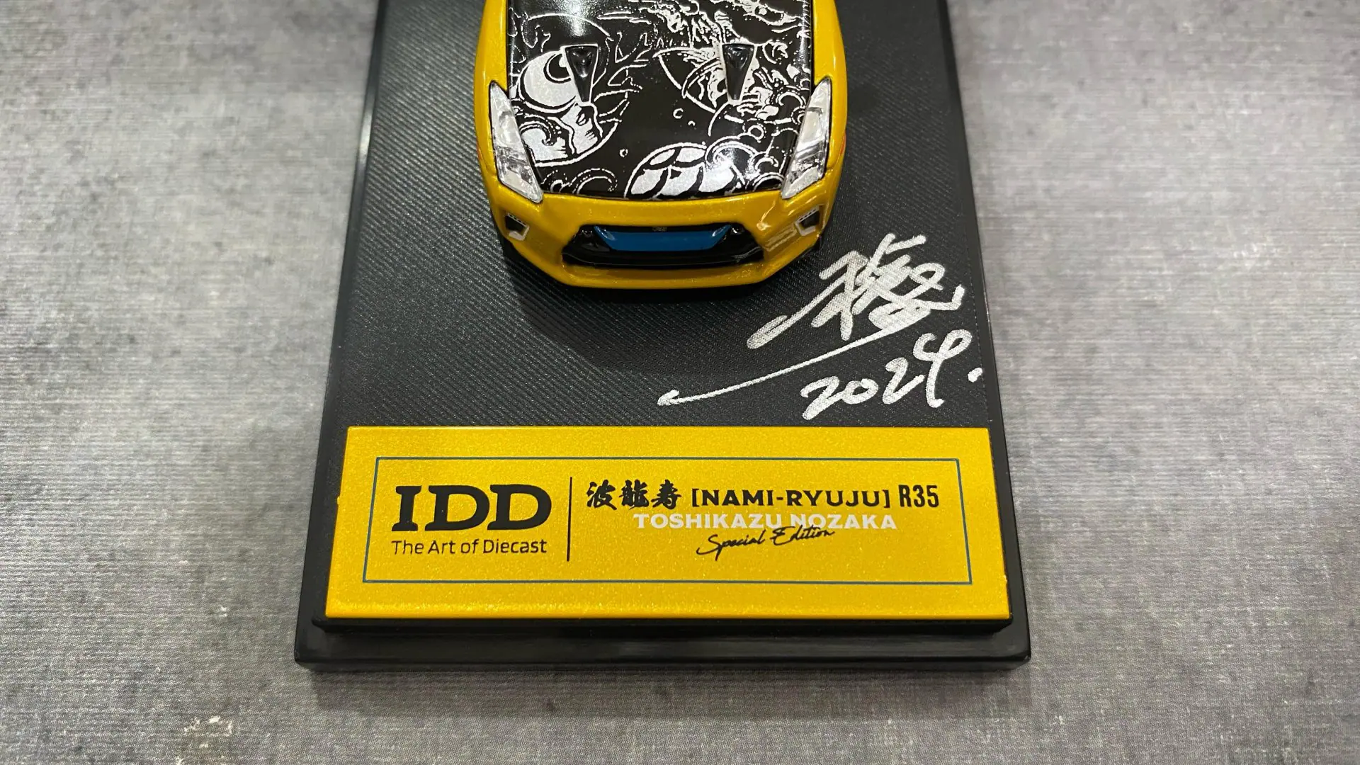 IDD x IDE 2024 – Nissan Skyline GT-R (R35) – Toshikazu Nozaka Special Edition (Nami-Ryuju) – XO (XTRAORDINARY) 800 adet limitli - Görsel 7