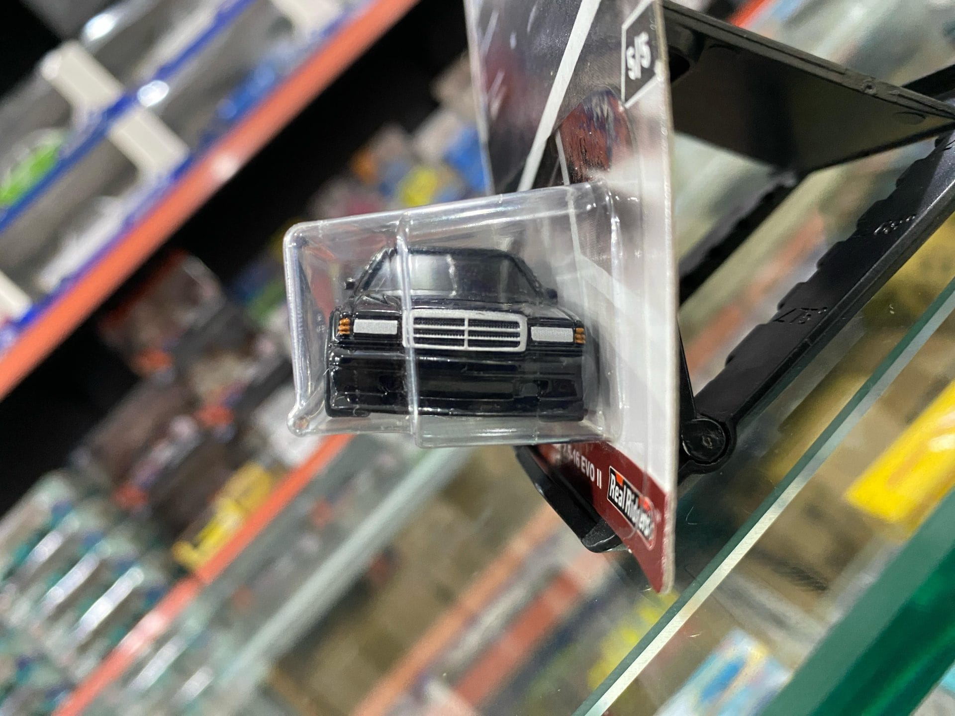 Hot Wheels Premium- 2017 Modern Classics MERCEDES BENZ 190E 2.5-16 EVO II Car Culture - 1/64 - Görsel 7