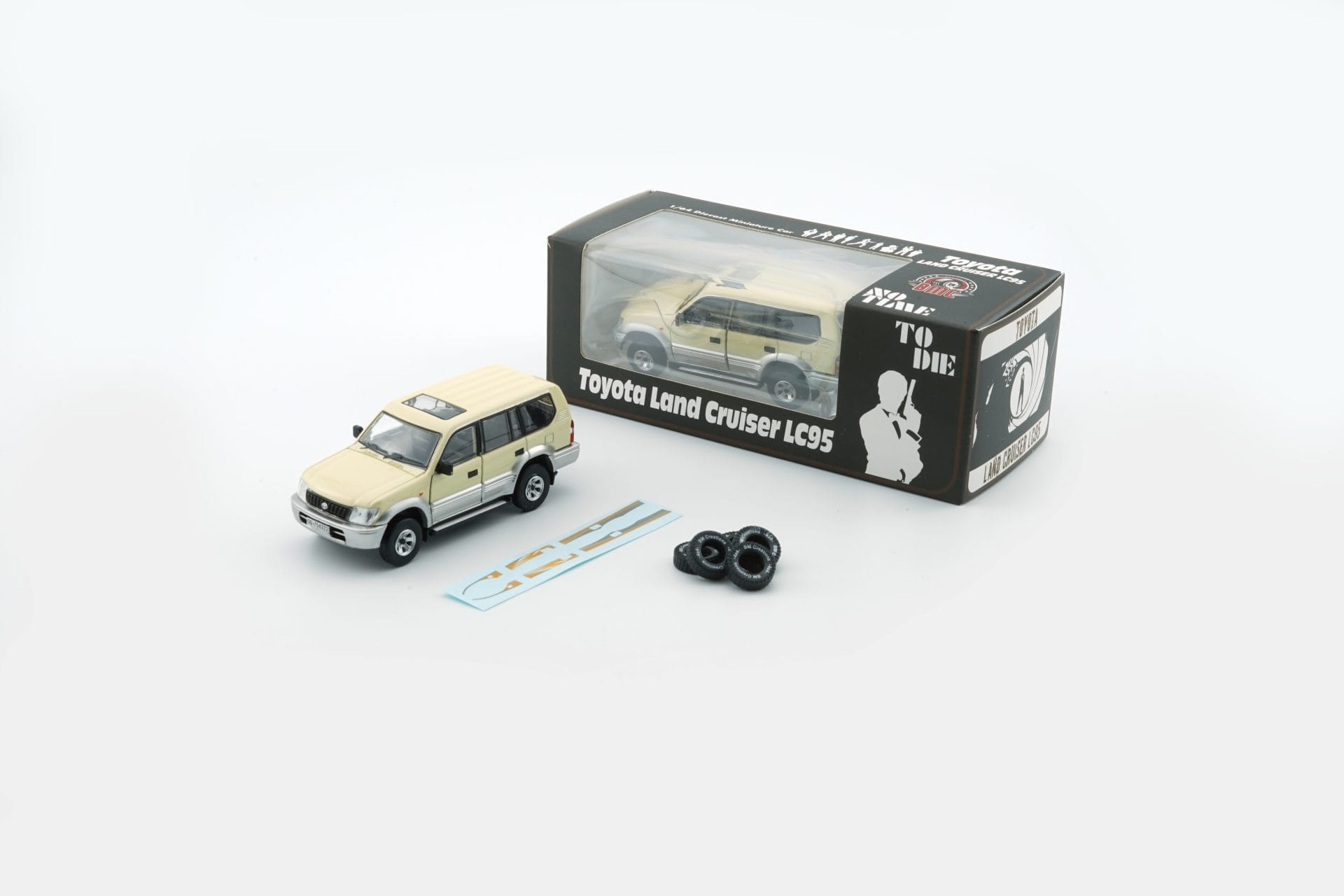 BM Creations - Toyota Land Cruiser LC95 - Ivory Bond - 1/64 - 64B0356 - Görsel 13