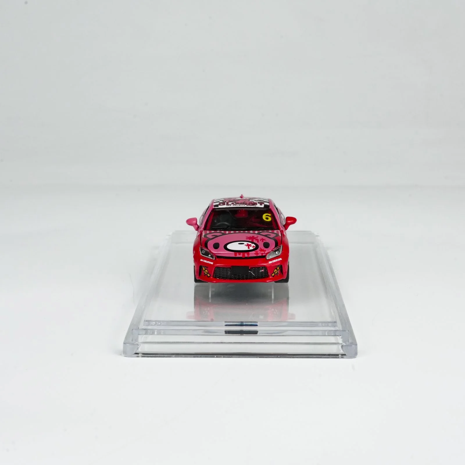 BM Creations - Toyota GR86 X GLOOMY BEAR MACAU GP 2025 Roadsport Challenge - RED - 1/64 - Görsel 10